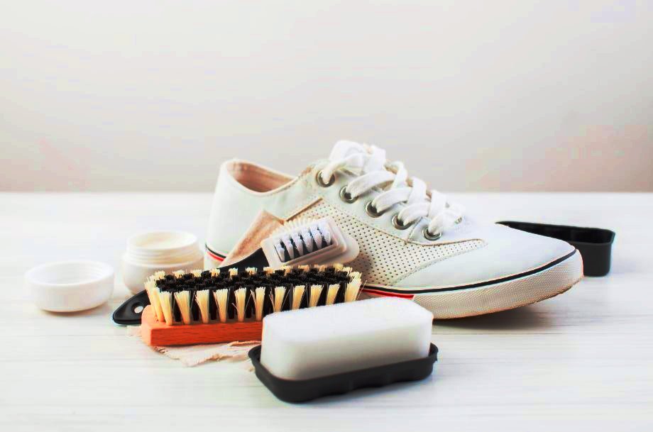 УХОД ЗА ДЕТСКОЙ ОБУВЬЮ: СЕКРЕТЫ НА ВСЕ СЕЗОНЫ ГОДА